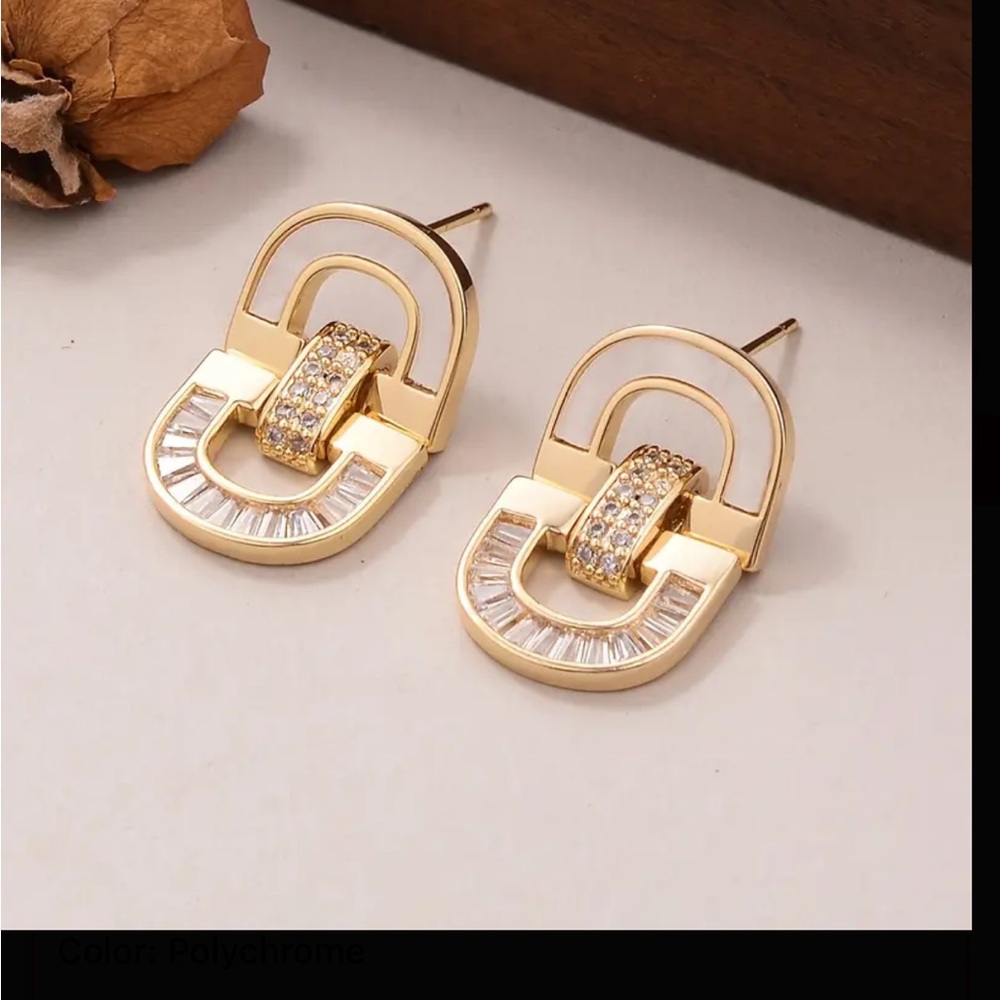 Elegant Gold and Silver Earrings - Picture 6 of 6